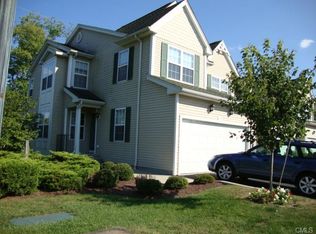 100 Lexington Blvd, Bethel, CT 06801