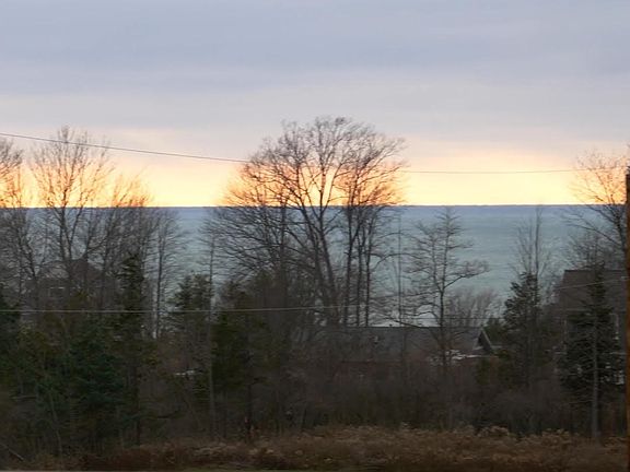 2nd image of 7343 Beachview Dr #102