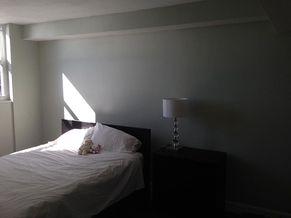 1st image of 3001 S Ocean Dr APT 913