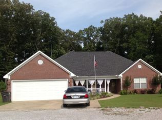 188 Golden Hills Rd, Mooreville, MS 38857