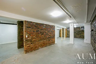 Rented by Nolita Group