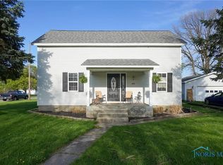 401 E Hobart Ave, Findlay, OH 45840
