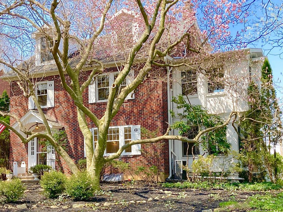 33 Elm Ave, Hershey, PA 17033 Zillow