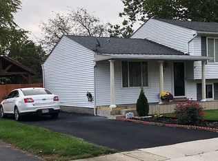 864 Rushcreek Rd, Galloway, OH 43119