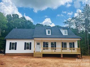 192 Rambler Ln, Blacksburg, SC 29702