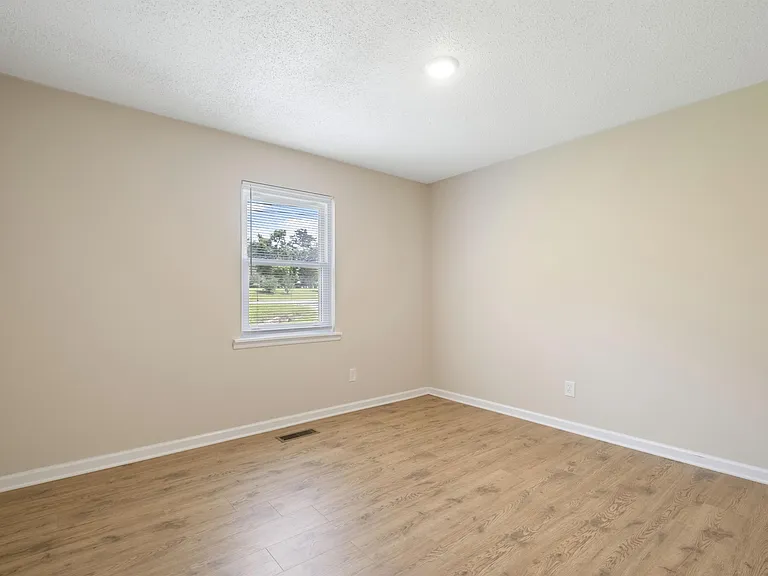 4580 Rainbow Dr — Photo 21