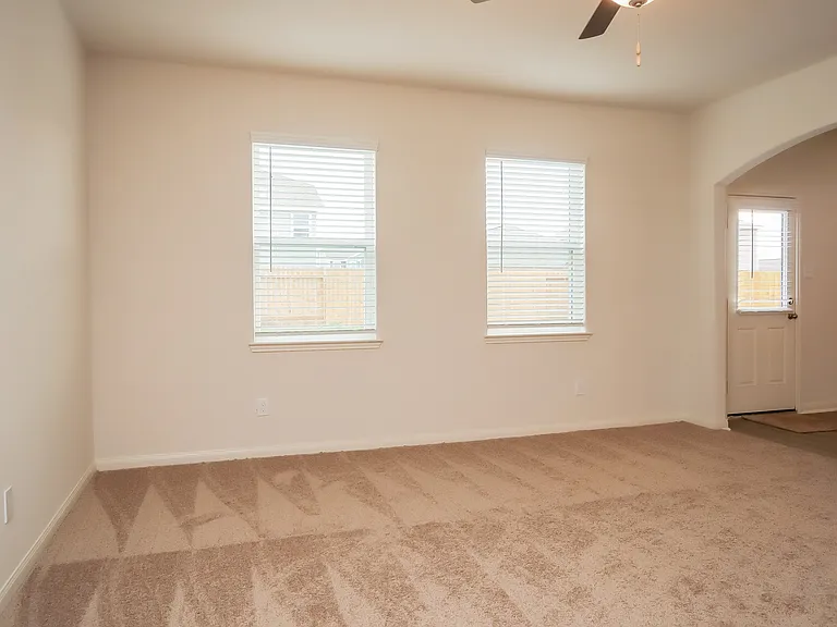 5826 Sapphire Lagoon Rd — Photo 2