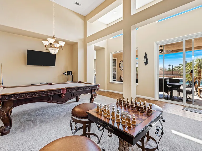 80445 Paria Way — Photo 5