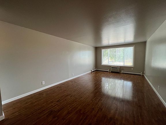 5th image of 1001 Robertson St #B2