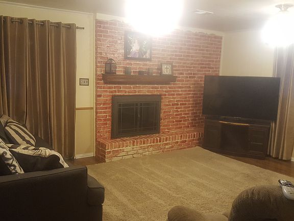5th image of 167 Hedgerow Ln