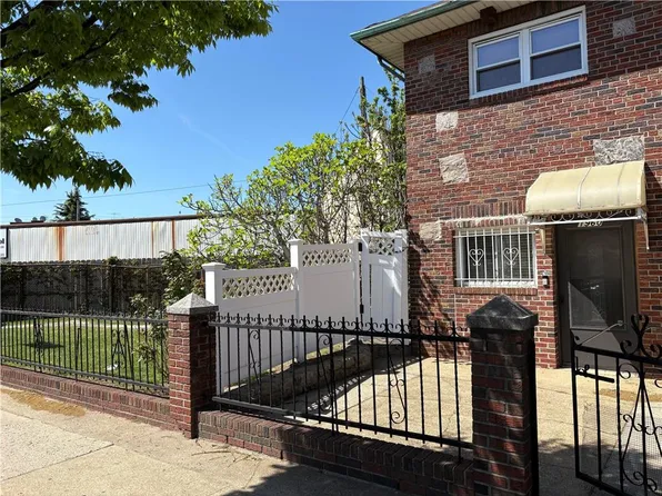 1960 Stillwell Avenue image 6 of 7