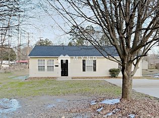 6409 Barrington Dr, Charlotte, NC 28215