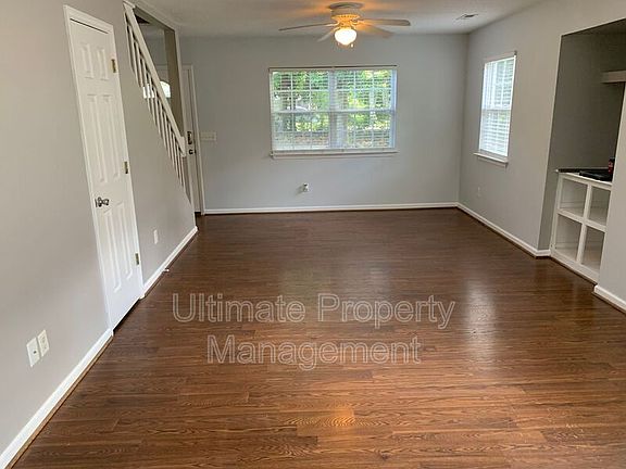 5th image of 3913 Wilshire Blvd #New