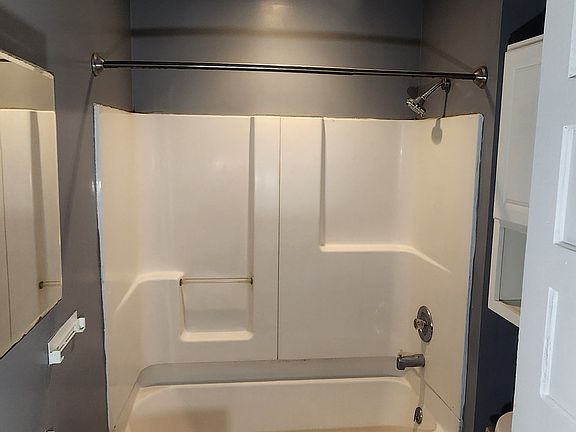 2nd image of 399 5th Ave Floor 2