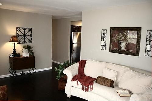 4th image of 4085 Nara Dr