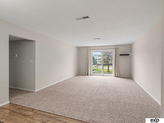 4th image of 12727 W Dodge Rd APT 257C