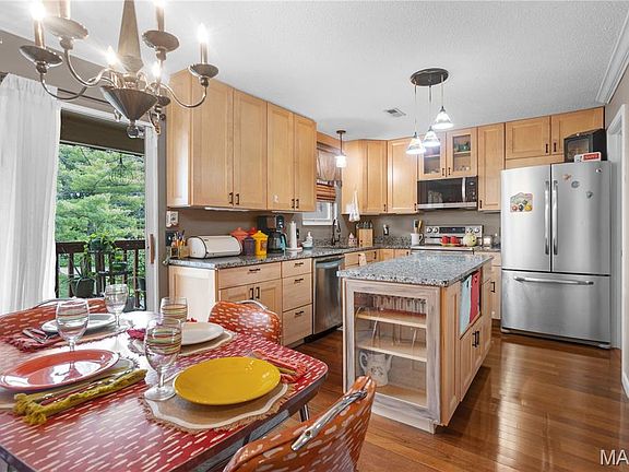 2nd image of 280 Carmel Woods Dr