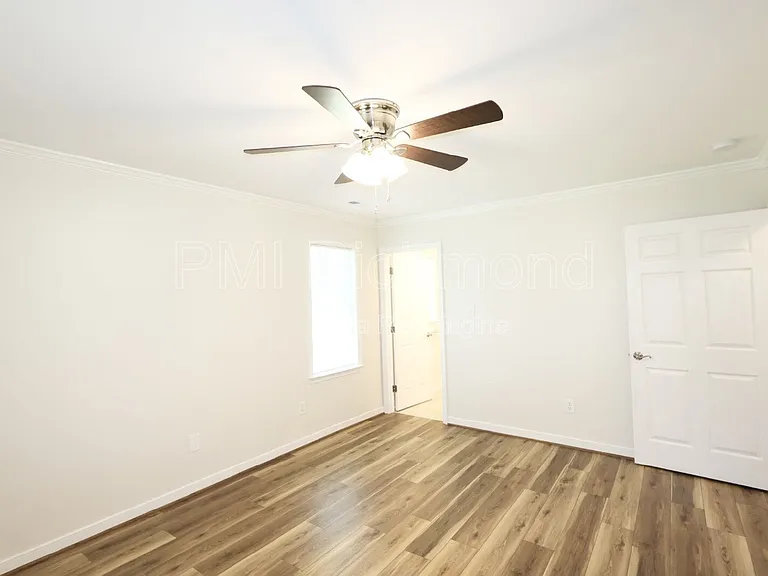 9713 Pampas Dr — Photo 26