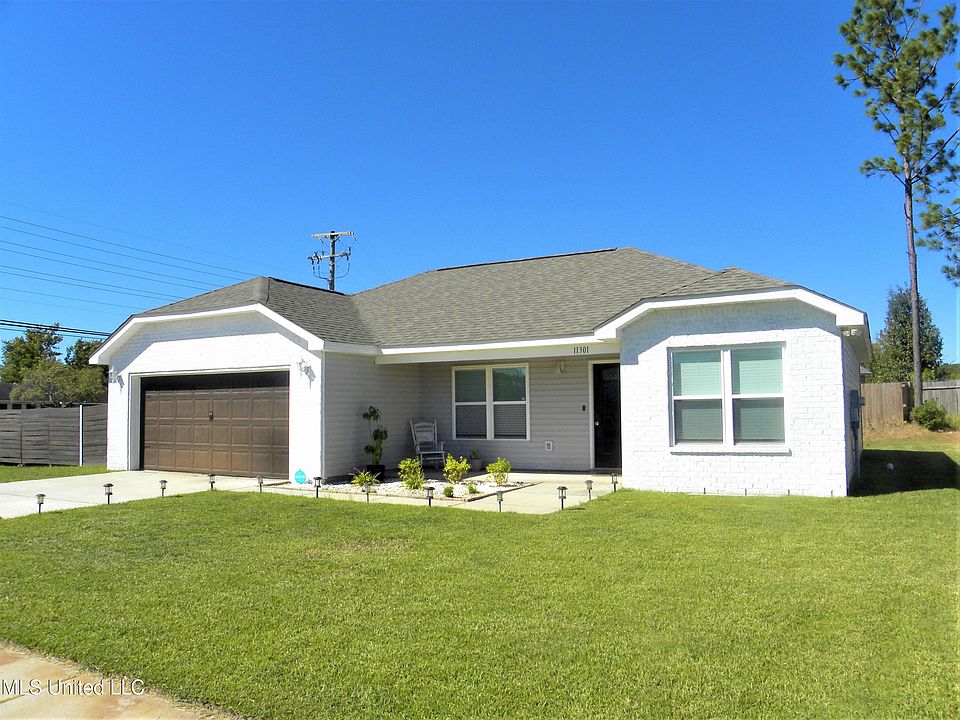 1st image of 11301 Mia Cir