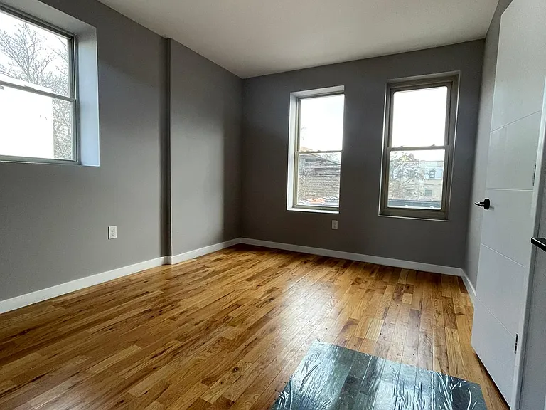 587 Central Ave #201 — Photo 3