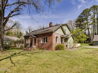 123 Orchard Rd, Norris, TN 37828
