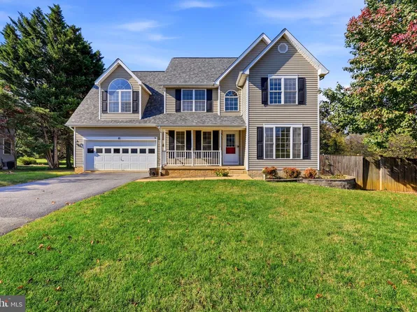 81 Bramble Dr, Charles Town, WV 25414