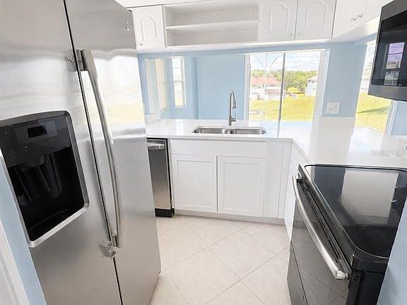 4th image of 872 CARIBBEAN DRIVE