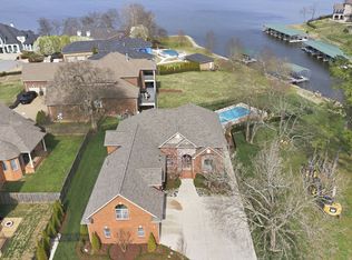 3025 Lakeshore Dr, Old Hickory, TN 37138