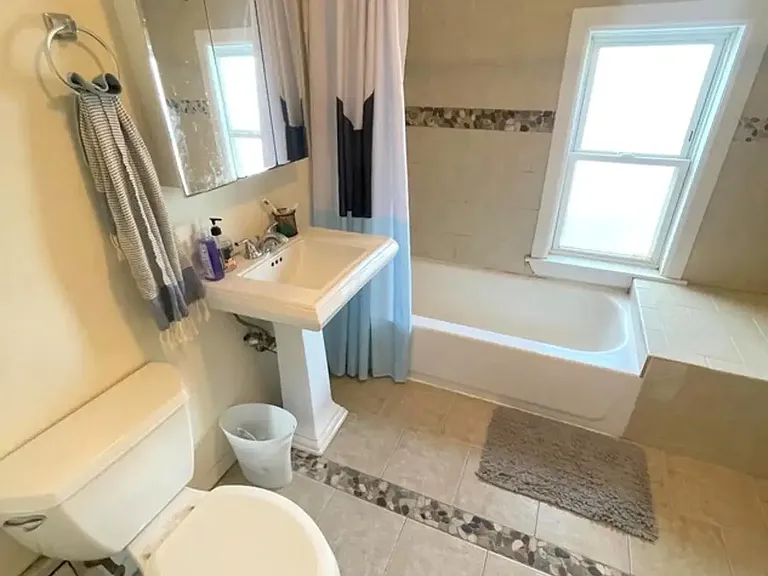 23 Curtis St #2 — Photo 11