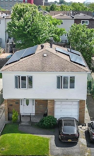 1st image of 52 Amador St