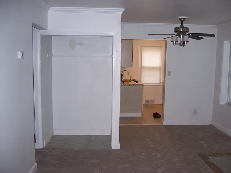 578 Kensington Ave — Photo 5
