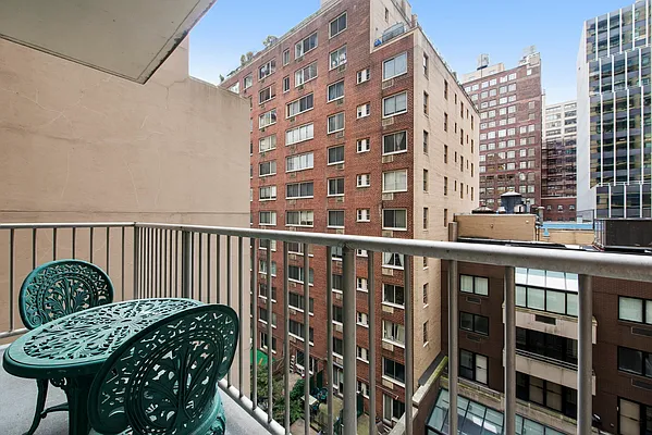 Sold by Nest Seekers International | media 13