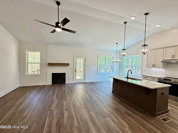 5th image of 1554 S Big Woods Road