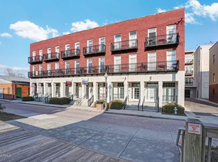 215 S Water St #2C, Wilmington, NC 28401