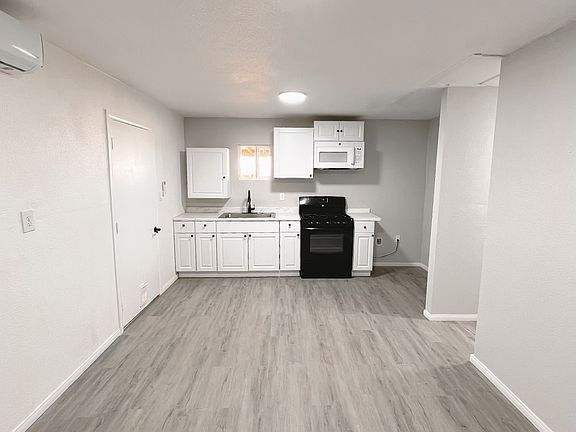 2nd image of 4458 Dobbs Rd #4458