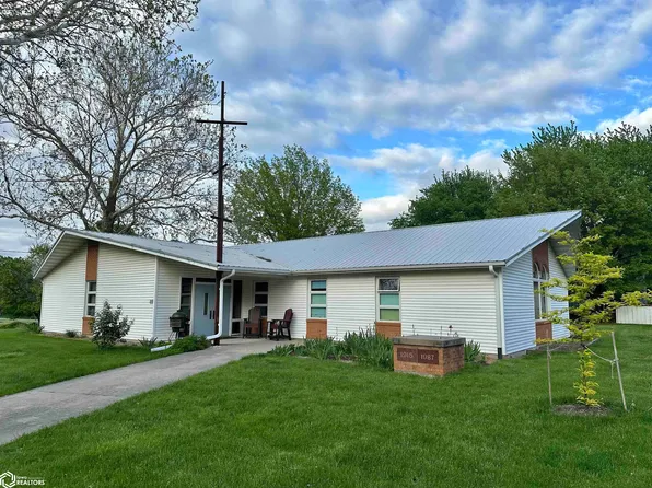 230 N Water St, Birmingham, IA 52535