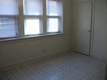 3rd image of 4037 W School St APT 1a