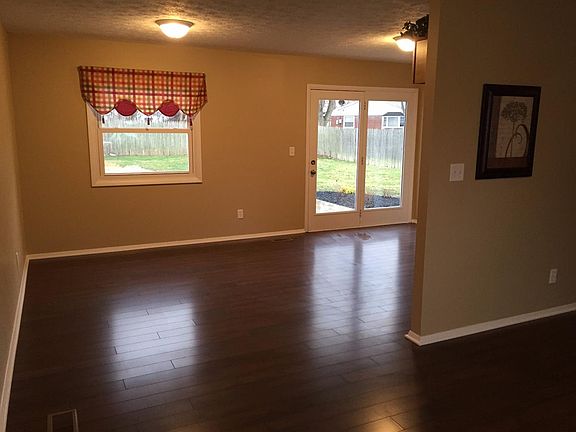 2nd image of 6528 Glenmont Dr