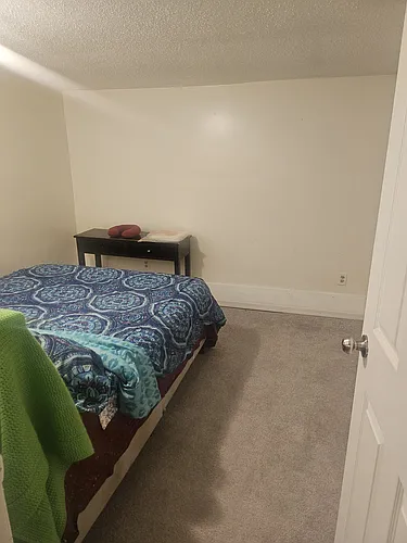 2759 Queen Ave N #1 Photo 1