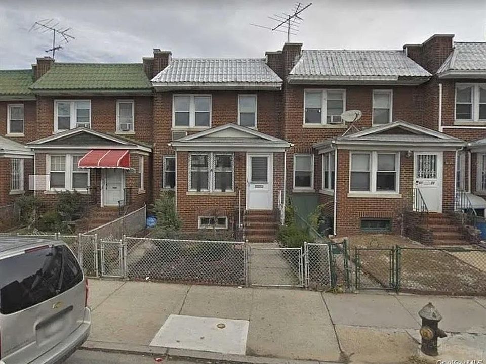 1st image of 6123 Saunders Street