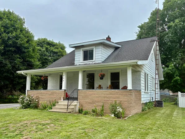 807 Concord Blvd, Jackson, MI 49202