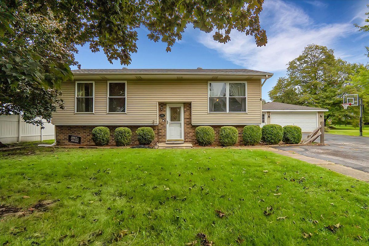 250 Cedarwood Ave, Bolingbrook, IL 60440 | Zillow