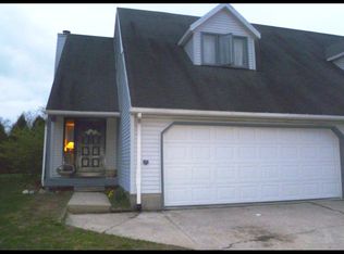 3247 Cairngorm Dr, Columbus, OH 43221