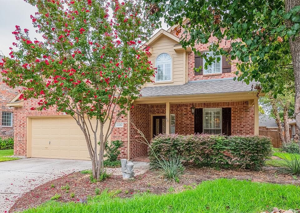 1st image of 2212 Bayou Ct