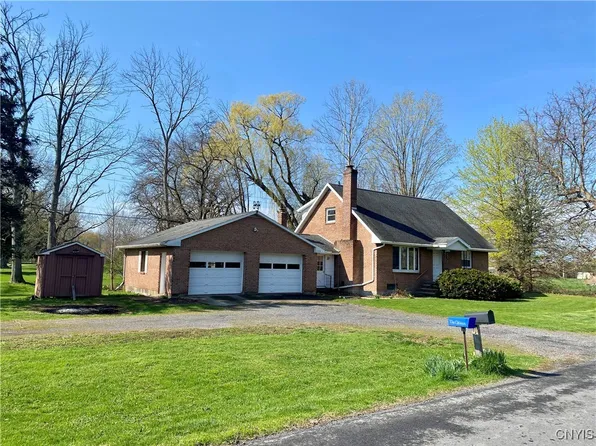 2324 Hamilton Rd, Weedsport, NY 13166