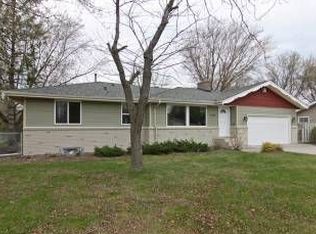 7709 Georgia Ave N, Brooklyn Park, MN 55445
