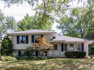26W265 Stanley St, Winfield, IL 60190