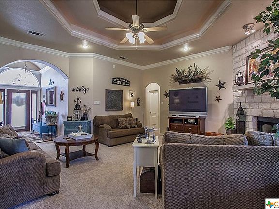 3rd image of 102 Majestic View Ct