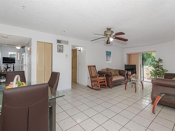 2nd image of 2000 Biarritz Dr APT 201