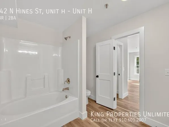 142 N Hines St, Holly Ridge, NC